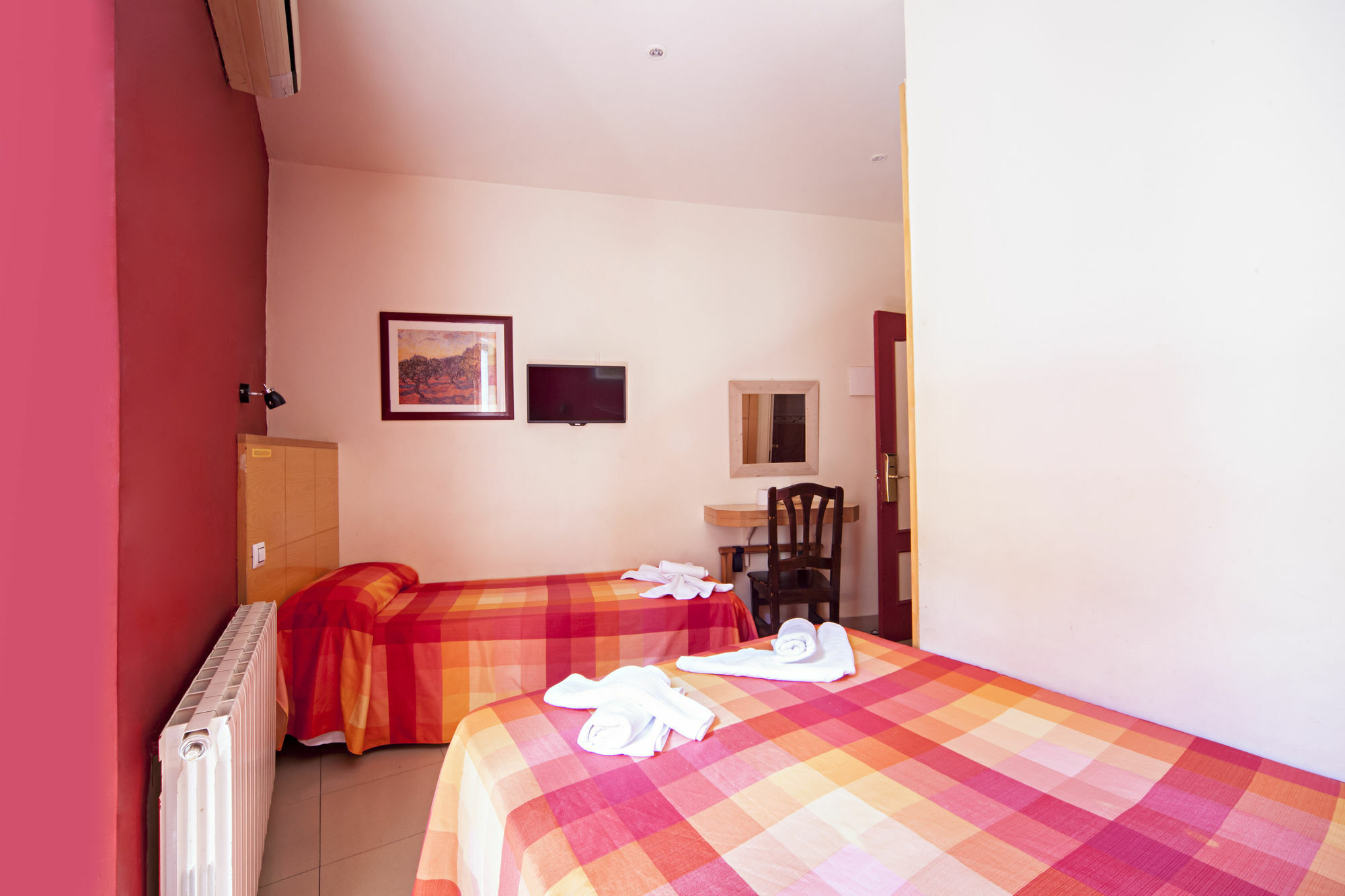 Hostal Inter Plaza Mayor Auto Check In Madrid Exteriér fotografie