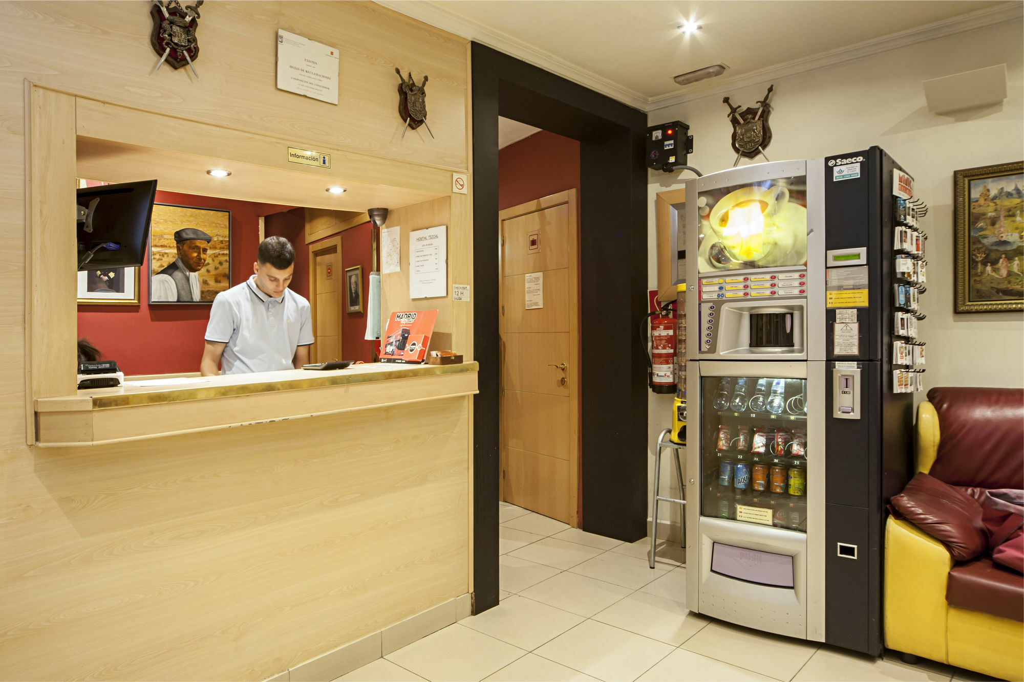 Hostal Inter Plaza Mayor Auto Check In Madrid Exteriér fotografie